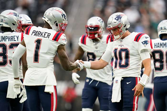 Patriots - DeVante Parker Mac Jones